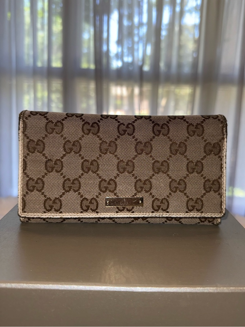 Gucci Brown GG Supreme Flap Wallet with Metal Plaque - Picture 14 of 14